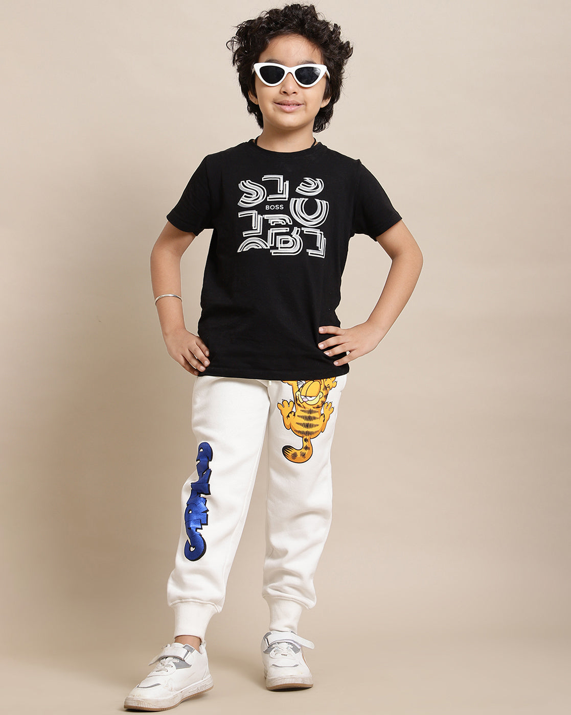 Garfield Printed Regular Fit Jogger For Boys