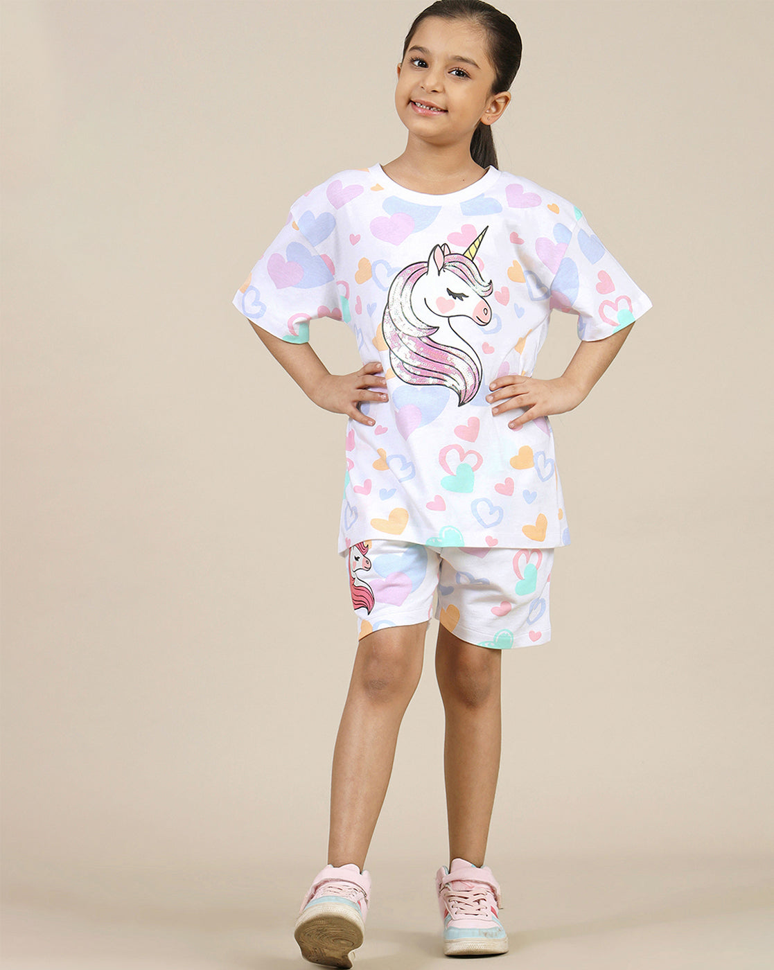 Unicorn Printed Relaxed Fit Tshirt For Girls