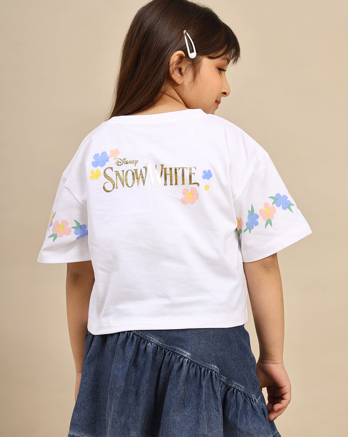 Snow White  Printed Boxy Fit Tshirt For Girls